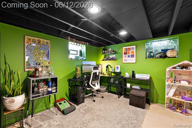 Builiding view thirty six for 495 Lincoln, Clawson, MI. 48017