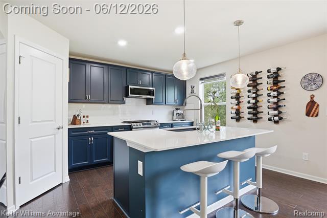 Builiding view eleven for 6134 Fieldstone, South Lyon, MI. 48178