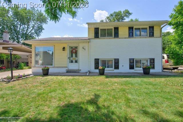 front view for 511 Kinross Ave, Clawson, Mi. 48017
