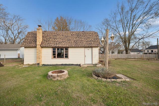 Builiding view fifty five for 1944 Sterns, Temperance, MI. 48182