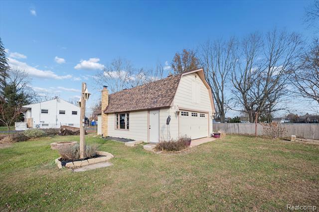 Builiding view fifty six for 1944 Sterns, Temperance, MI. 48182