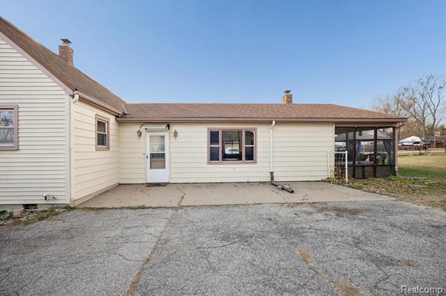 Builiding view fifty two for 1944 Sterns, Temperance, MI. 48182