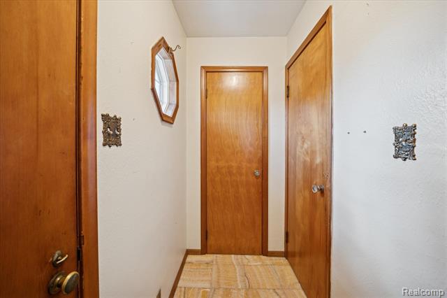 Builiding view fourteen for 1944 Sterns, Temperance, MI. 48182