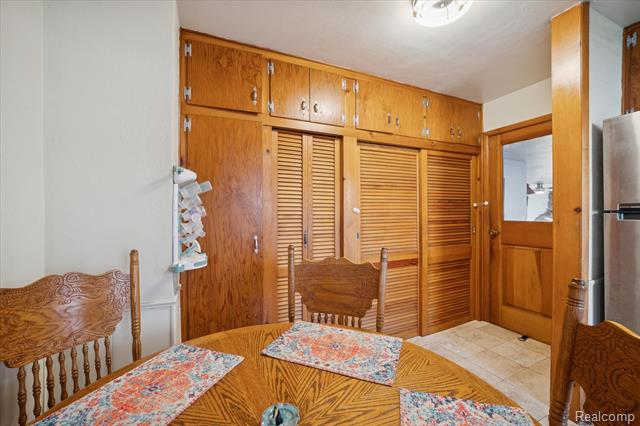 Builiding view thirteen for 1944 Sterns, Temperance, MI. 48182