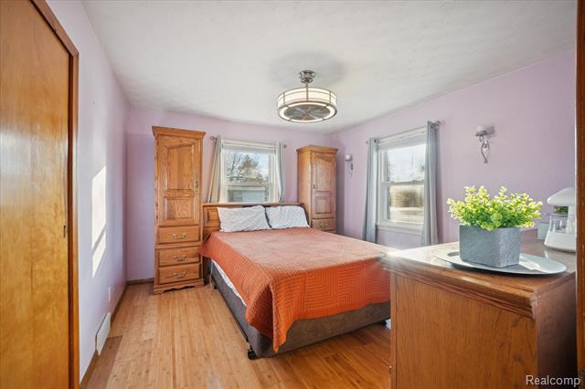 Builiding view twenty three for 1944 Sterns, Temperance, MI. 48182