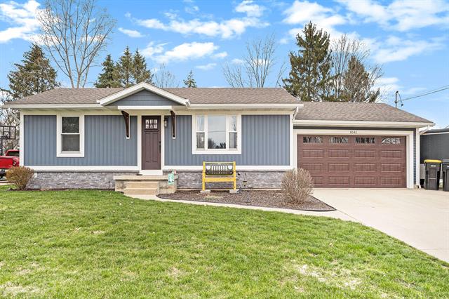 front view for 8541 Woodhaven Drive Sw, Byron Center, Mi. 49315