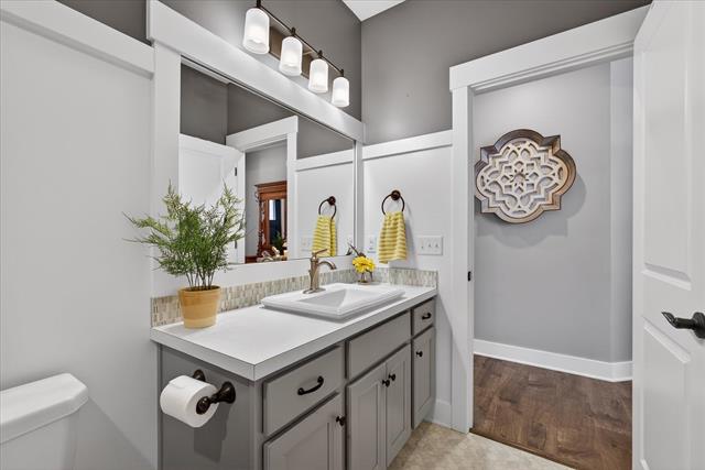 Builiding view eleven for 6125 Harmon Green, Grandville, MI. 49418