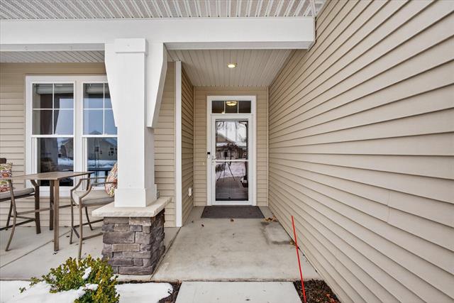 Builiding view five for 6125 Harmon Green, Grandville, MI. 49418