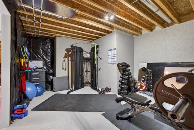 Builiding view forty seven for 6125 Harmon Green, Grandville, MI. 49418