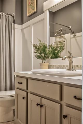 Builiding view ten for 6125 Harmon Green, Grandville, MI. 49418