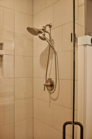 Builiding view thirty three for 6125 Harmon Green, Grandville, MI. 49418