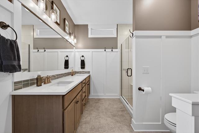 Builiding view thirty two for 6125 Harmon Green, Grandville, MI. 49418