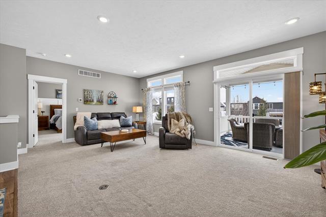 Builiding view twenty six for 6125 Harmon Green, Grandville, MI. 49418