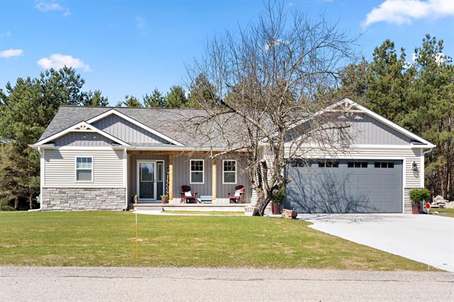 front view for 16537 Mitchell Creek Trail, Big Rapids, Mi. 49307
