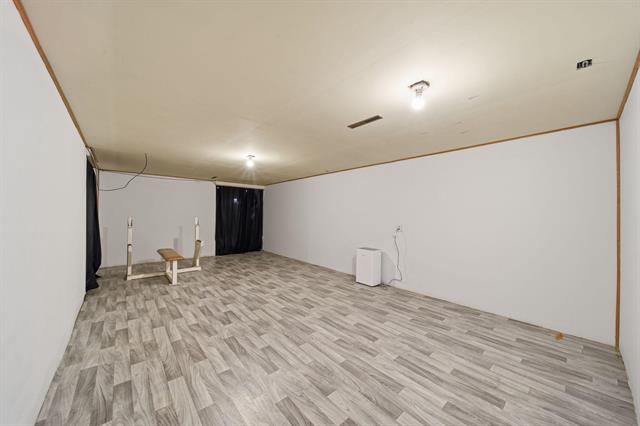 Builiding view forty five for 800 Hazelwood, Jackson, MI. 49203