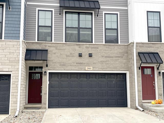 Builiding view eighteen for 2901 Corston, Ann Arbor, MI. 48105