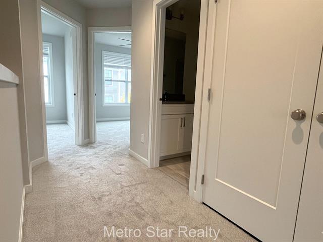 Builiding view fifteen for 2901 Corston, Ann Arbor, MI. 48105