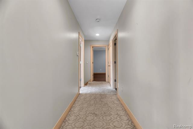 Builiding view forty five for 5779 Pinecrest Estates, Ann Arbor, MI. 48105