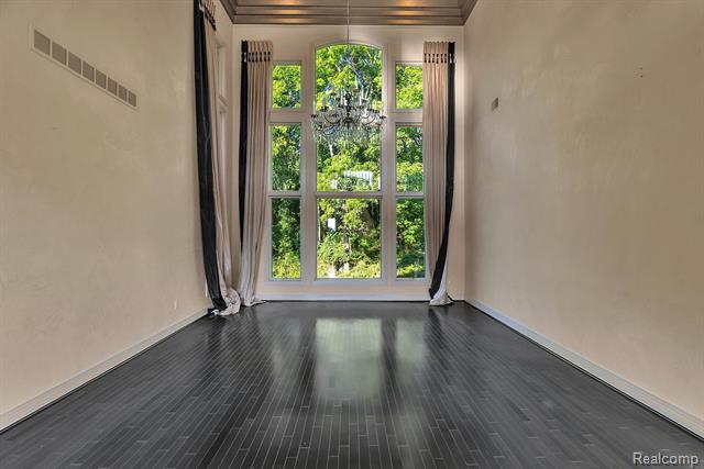 Builiding view fourteen for 5779 Pinecrest Estates, Ann Arbor, MI. 48105