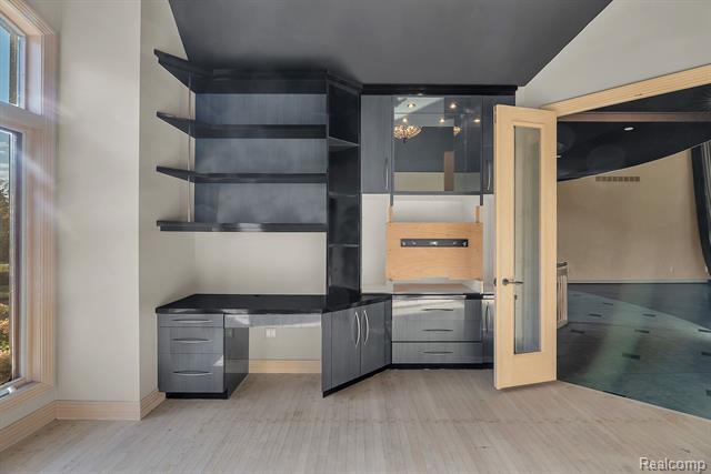 Builiding view twenty six for 5779 Pinecrest Estates, Ann Arbor, MI. 48105