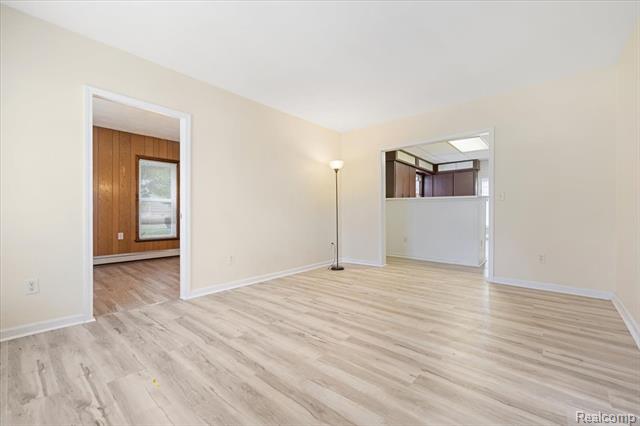 Builiding view five for 1257 Byron, Howell, MI. 48843