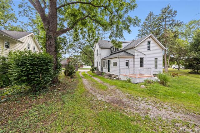 Builiding view forty two for 1257 Byron, Howell, MI. 48843