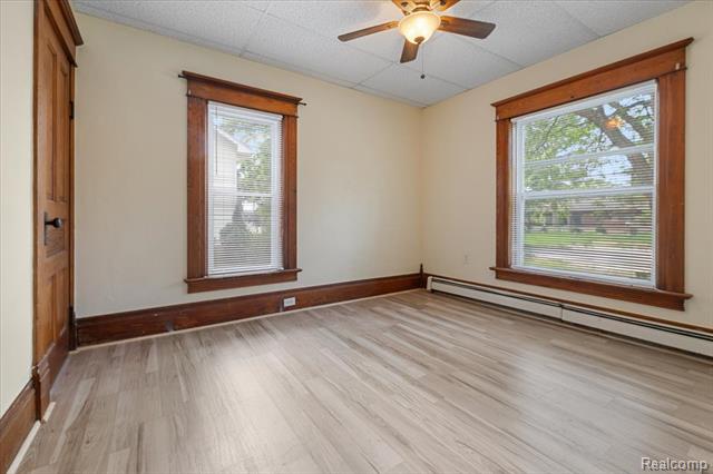 Builiding view seven for 1257 Byron, Howell, MI. 48843