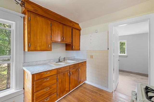 Builiding view sixteen for 1257 Byron, Howell, MI. 48843