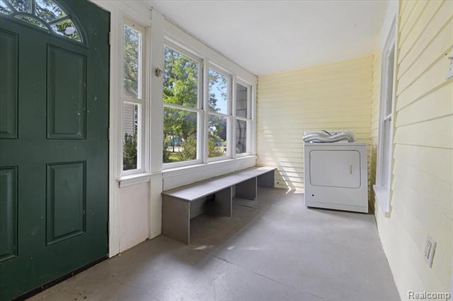 Builiding view twenty seven for 1257 Byron, Howell, MI. 48843