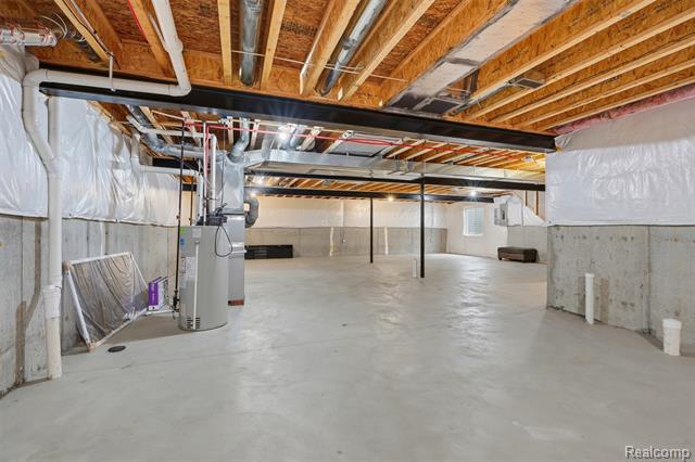 Builiding view thirty for 171 Coppice Way, White Lake, MI. 48386