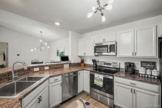 Builiding view eight for 22056 Andover Drive, Macomb, MI. 48042