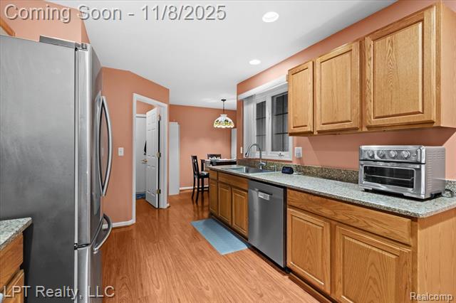 Builiding view fourteen for 13139 Highland Circle, Sterling Heights, MI. 48312