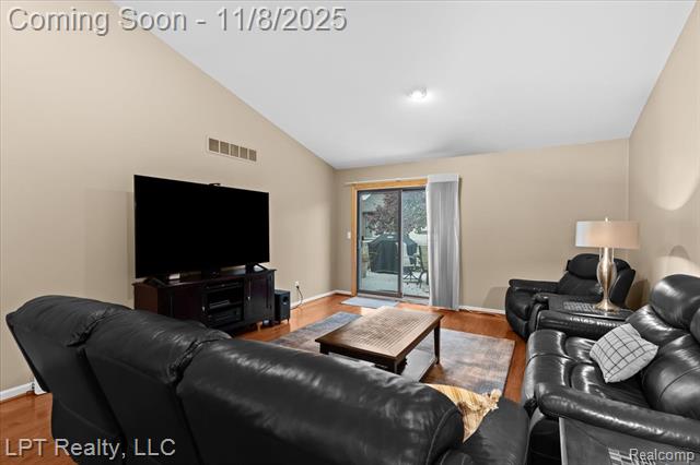 Builiding view nine for 13139 Highland Circle, Sterling Heights, MI. 48312