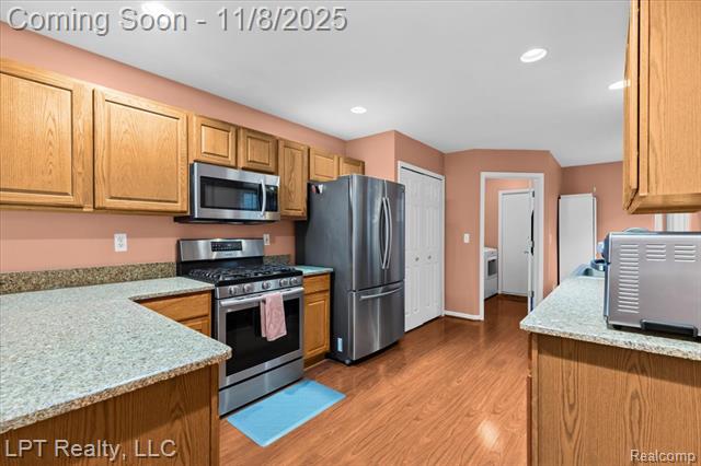 Builiding view thirteen for 13139 Highland Circle, Sterling Heights, MI. 48312