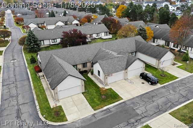 Builiding view thirty four for 13139 Highland Circle, Sterling Heights, MI. 48312