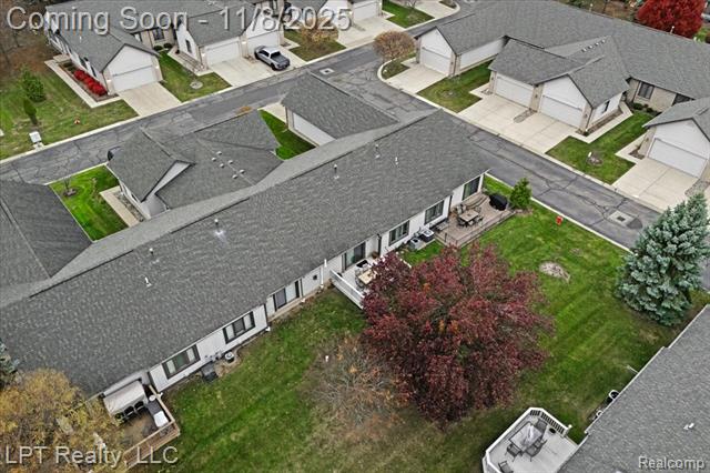 Builiding view thirty nine for 13139 Highland Circle, Sterling Heights, MI. 48312