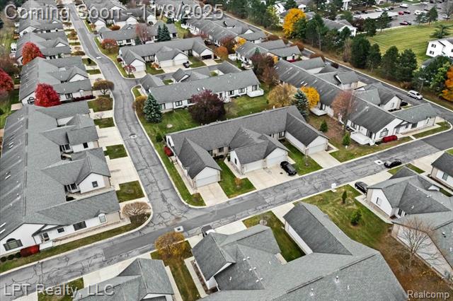 Builiding view thirty six for 13139 Highland Circle, Sterling Heights, MI. 48312