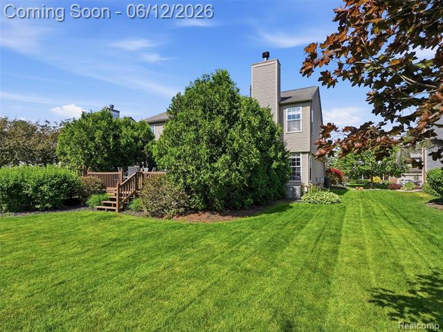 Builiding view fifty one for 732 Westhills, South Lyon, MI. 48178