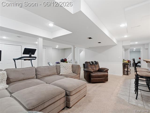 Builiding view forty one for 732 Westhills, South Lyon, MI. 48178