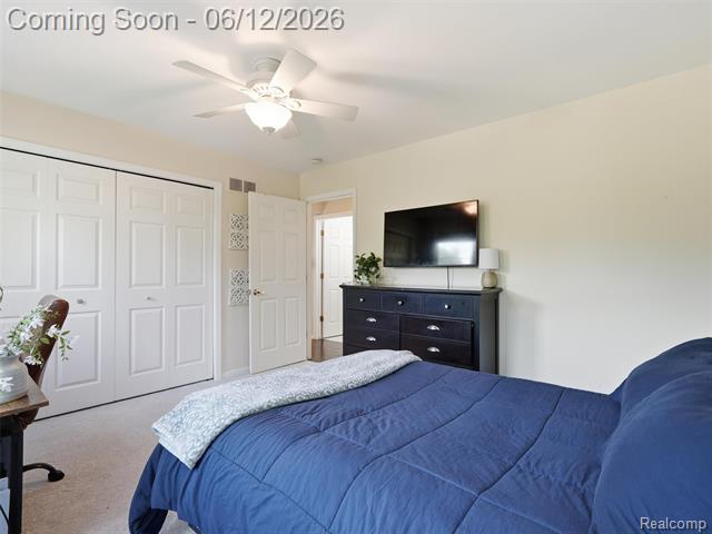 Builiding view thirty one for 732 Westhills, South Lyon, MI. 48178