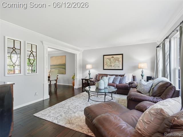 Builiding view twenty for 732 Westhills, South Lyon, MI. 48178