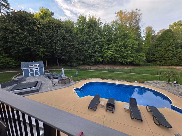 Builiding view forty two for 10292 Skyview, Kalamazoo, MI. 49009