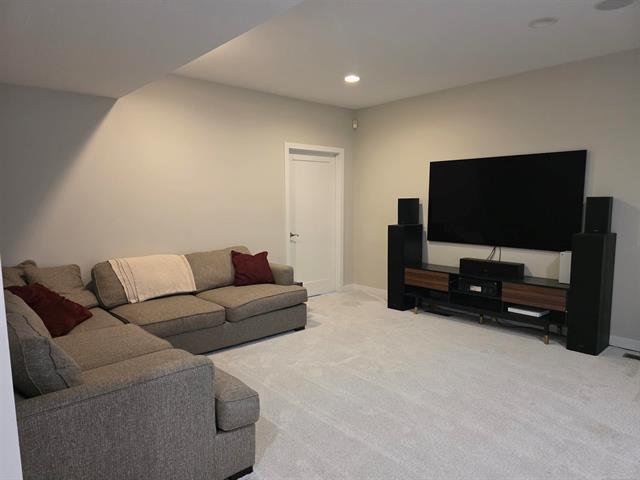 Builiding view twenty one for 10292 Skyview, Kalamazoo, MI. 49009