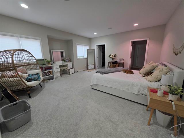 Builiding view twenty two for 10292 Skyview, Kalamazoo, MI. 49009