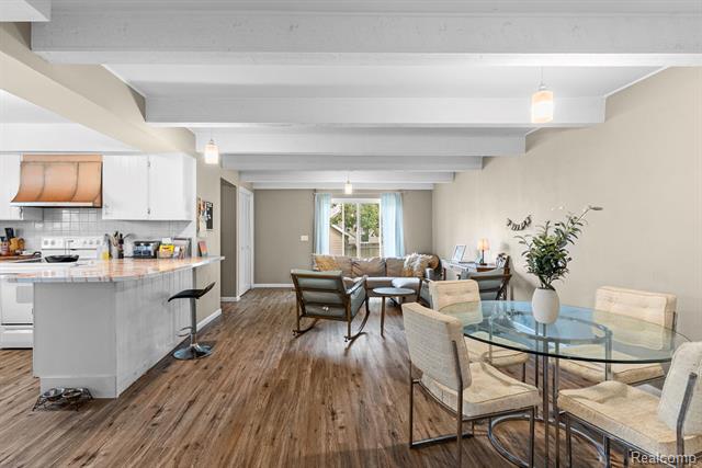 Builiding view eleven for 102 Elms, Durand, MI. 48429