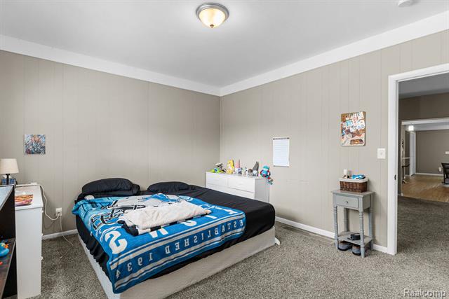 Builiding view twenty for 102 Elms, Durand, MI. 48429