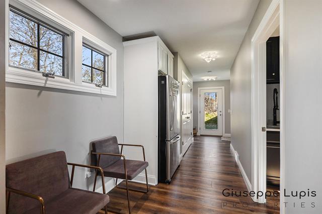 Builiding view fifteen for 4899 8Th, Grandville, MI. 49418