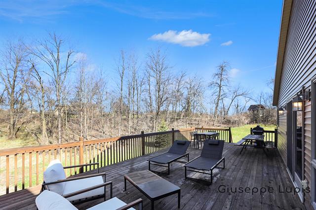 Builiding view thirty five for 4899 8Th, Grandville, MI. 49418