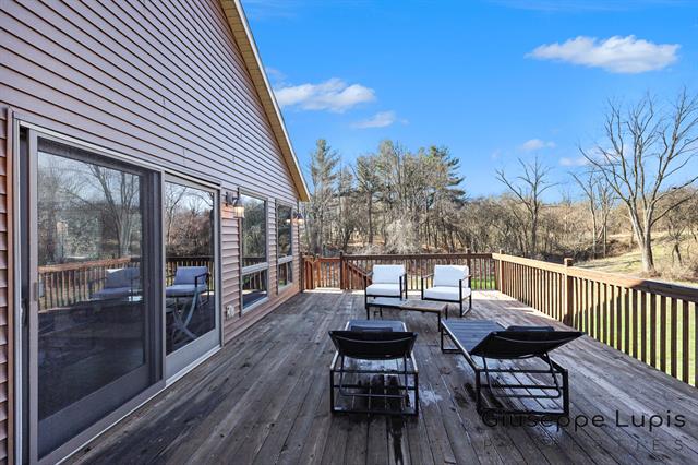 Builiding view thirty six for 4899 8Th, Grandville, MI. 49418