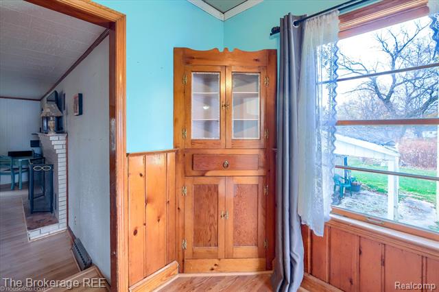 Builiding view fifteen for 6449 Lapeer, Burton, MI. 48509